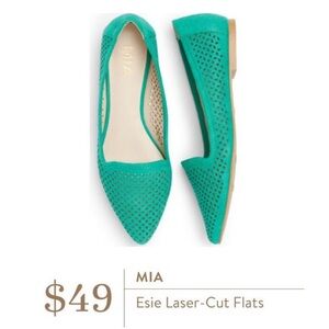 EUC MIA Esie Laser Cut Faux Suede Flat Loafer - Green, Size 8